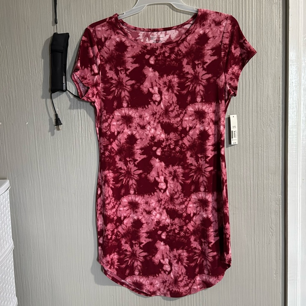 Suit above the knee wine and pink short sleeve